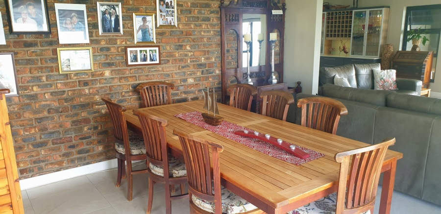 4 Bedroom Property for Sale in Dana Bay Western Cape